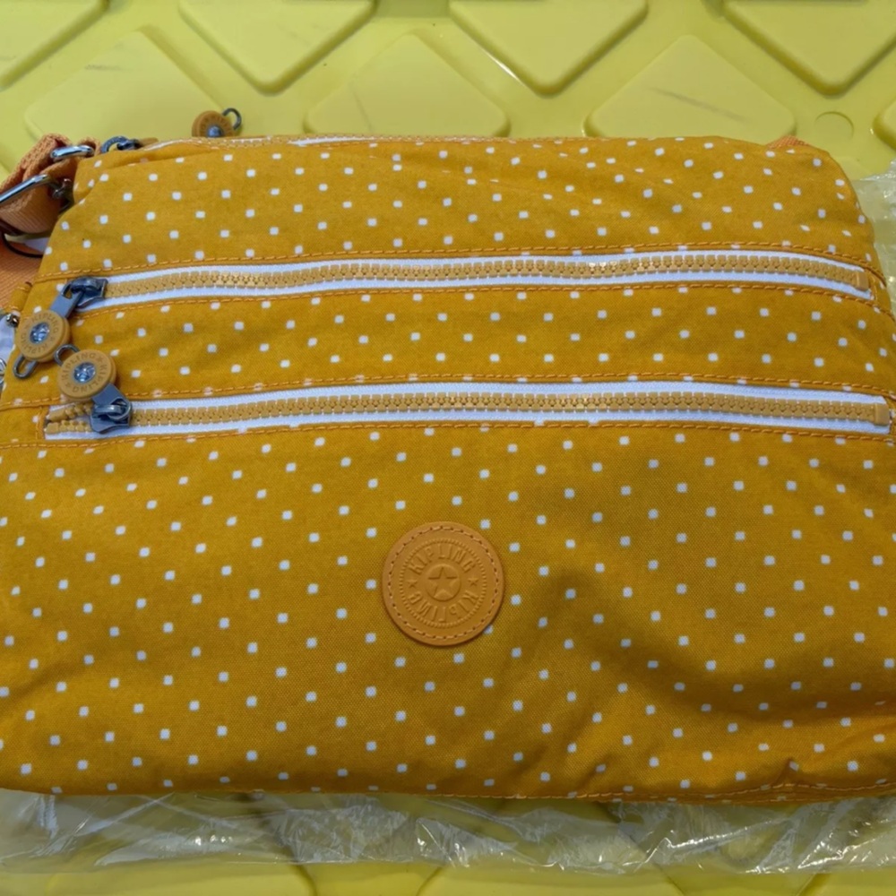 Kipling HB6141 ALVAR Soft Dot Yellow